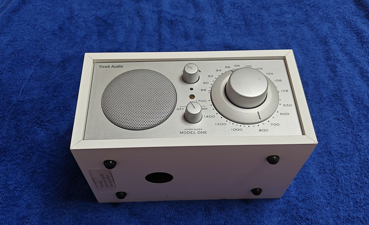 Rádio Tivoli Audio Model One