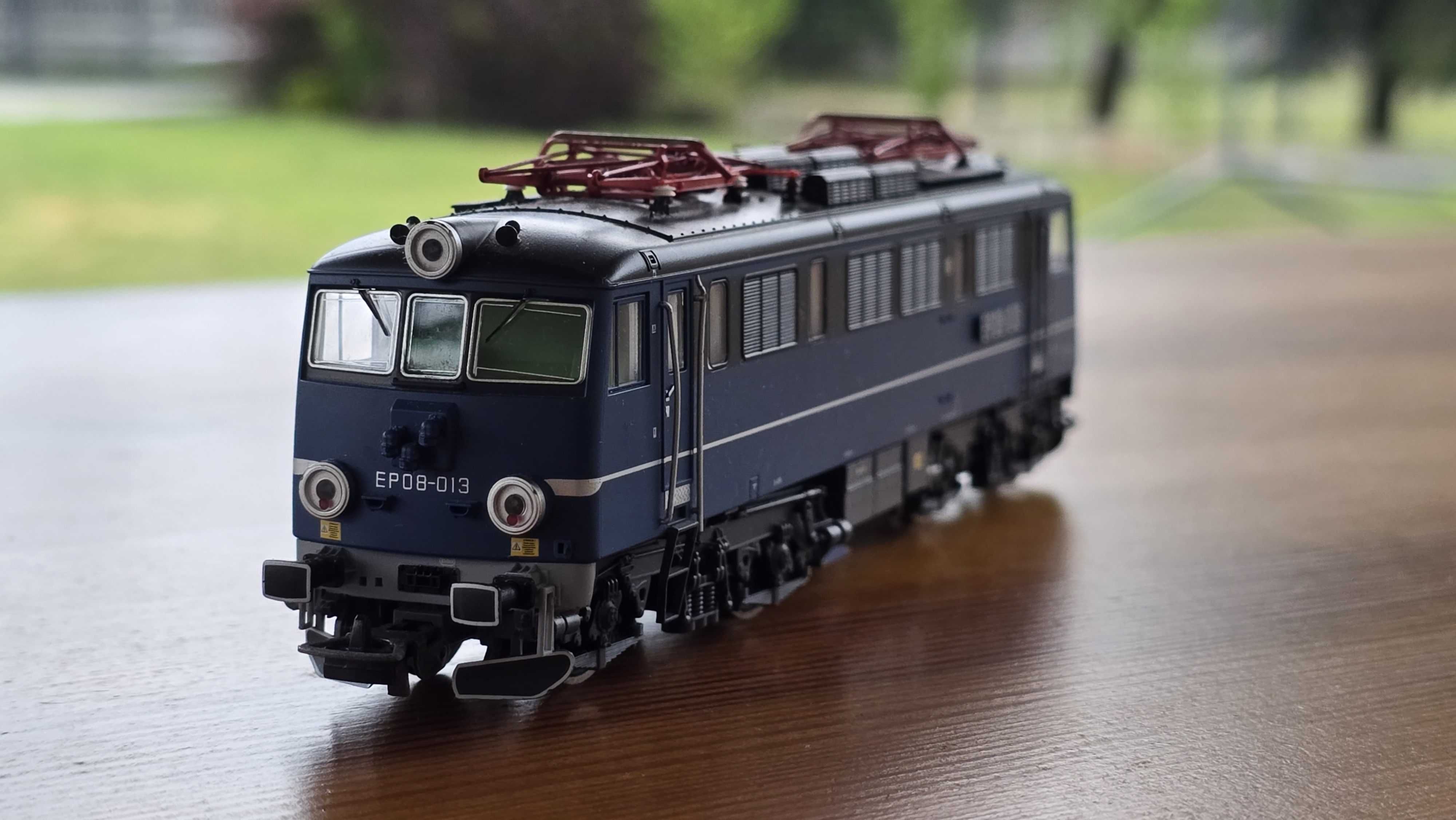 PIKO 96383 H0 EP08-013 PKP (Rezerwacja)