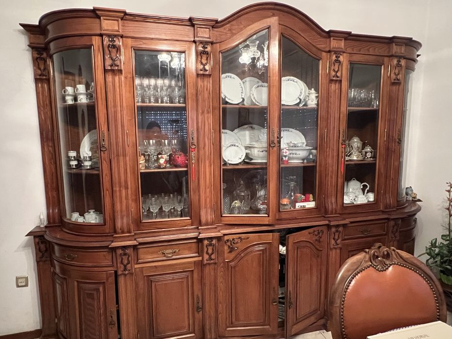 Cristaleira Sala estado praticamente novo