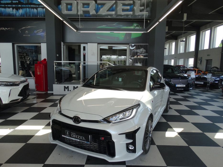 Toyota Yaris Salon PL/1Wł/Fvat23 netto:99.900/4X4/261KM/Manual/Tempomat/Skóra