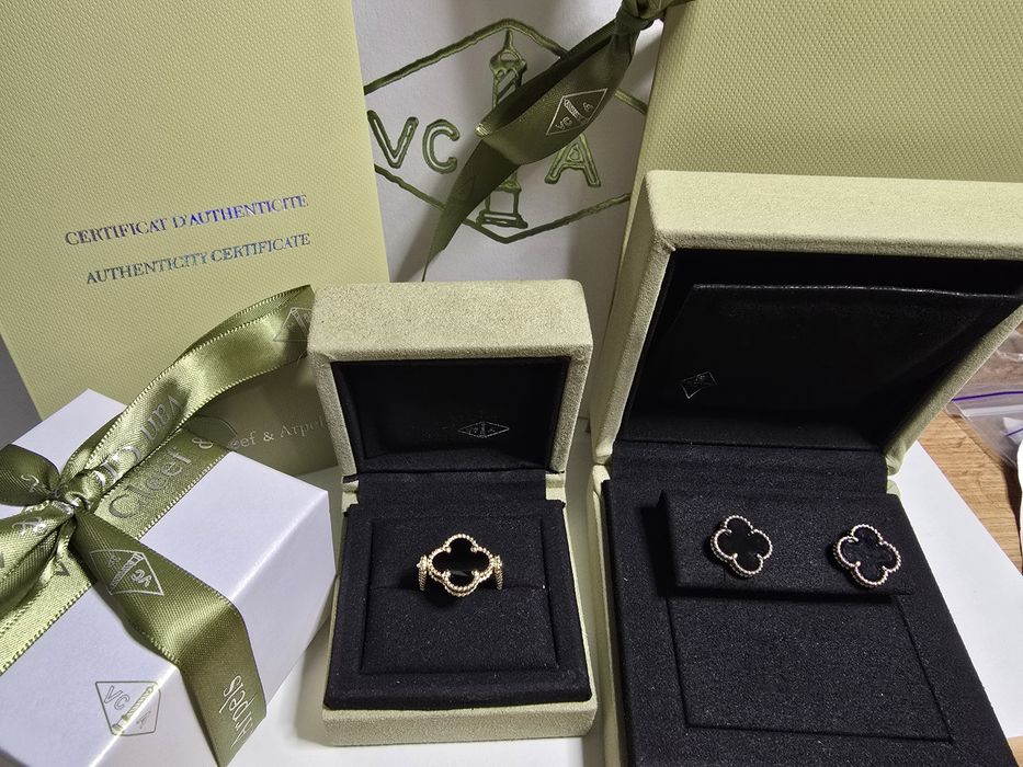 Кольцо Van Cleef, двусторонняя модель. Кольцо с бриллиантом