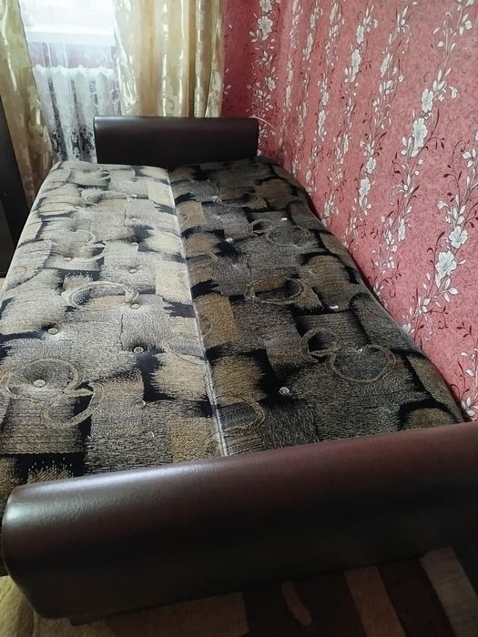 Диван книжка бу в гарному стані