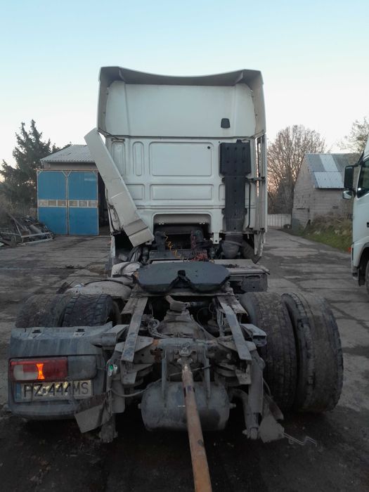 Ciągnik siodłowy DAF 105