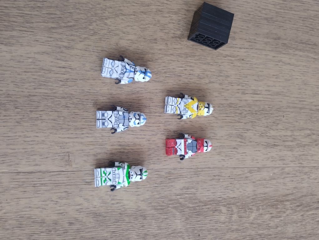 5 figurek jak lego star wars ( nie LEGO)