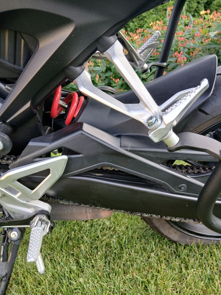 Honda CB125R salon Polska