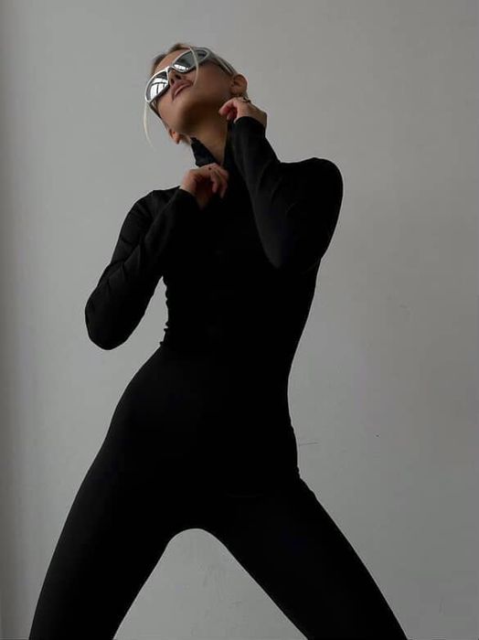 Жіножий комбез з блискавкою утеплений