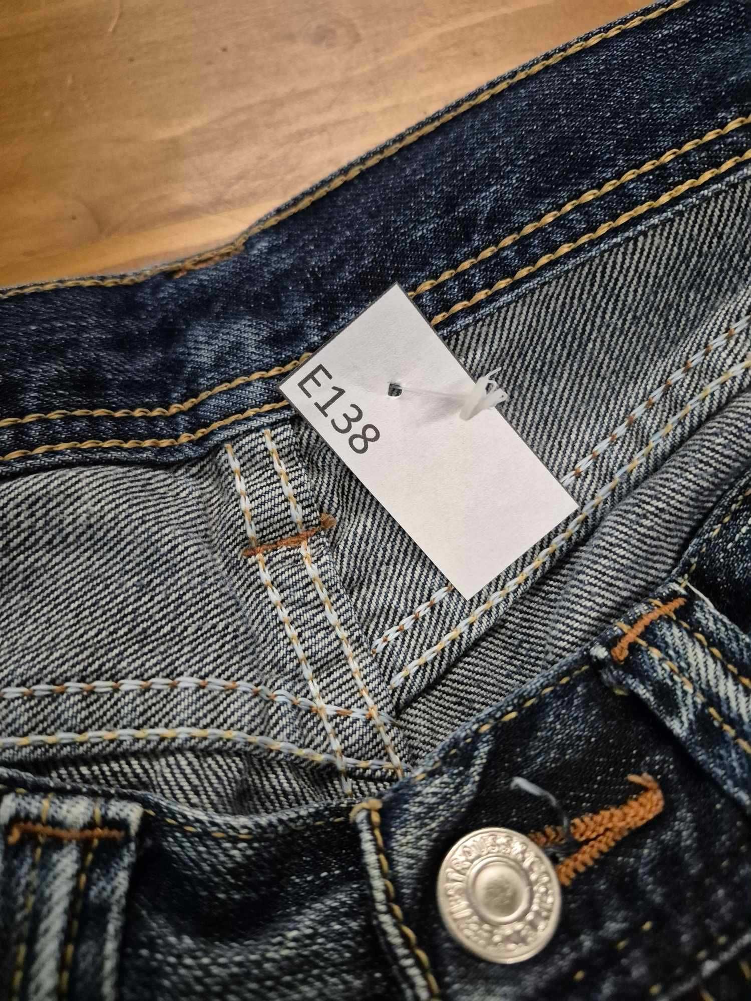 Spodnie damskie jeans Levis  r. 38
