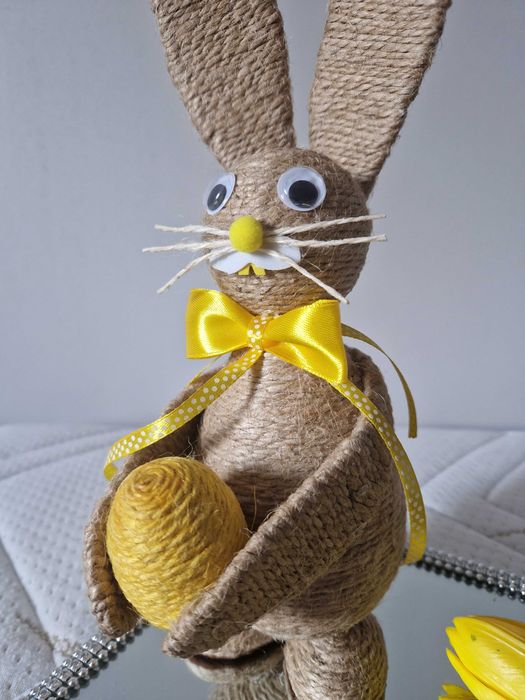 Zając wielkanocny ze sznurka święta ozdoba wielkanocna hand made