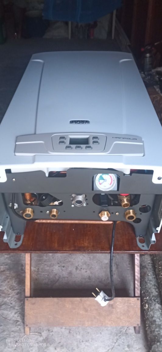 Двухконтурный котел BAXI  mainfour 240 fтурбированый