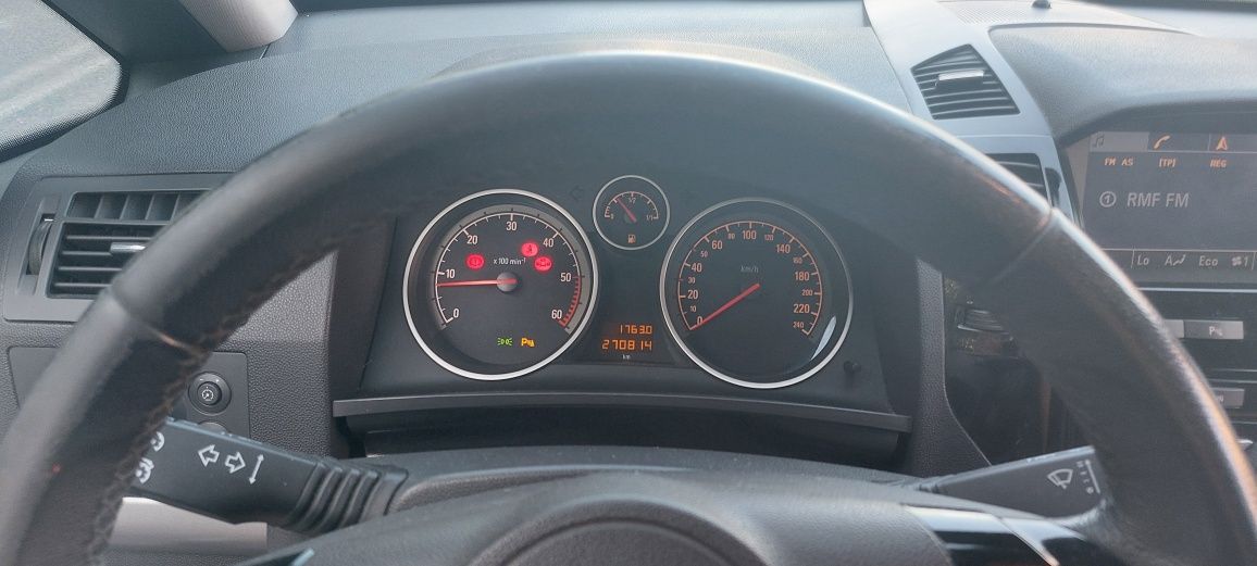 Zafira B 1,9 CDTI 2009 r.