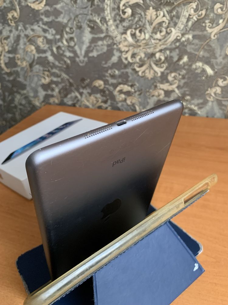 Ipad mini ( ремонт или запчасти )
