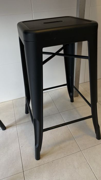 Bancos altos SKLUM x2