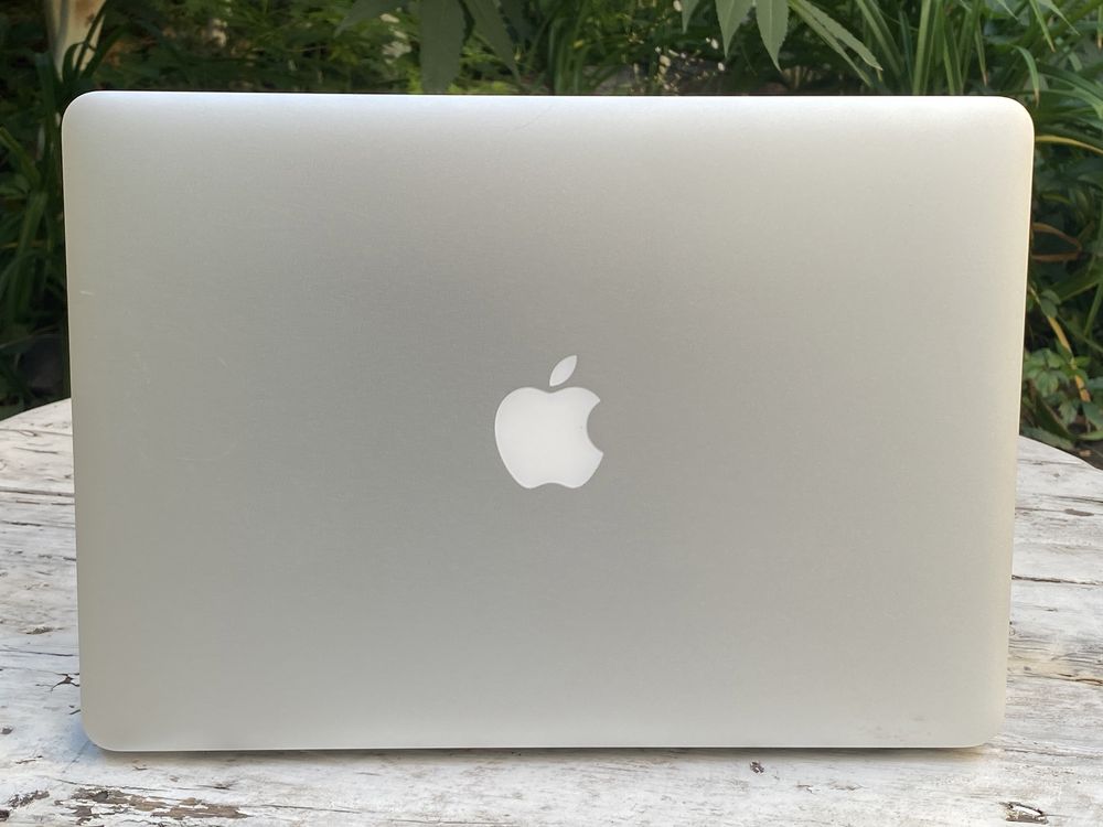 MacBook Air 2015 i5 1.6GHZ 8GB 1TB SSD. Відмінний стан