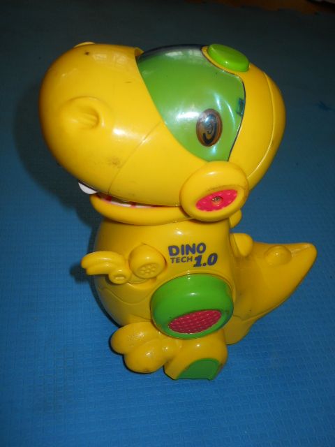 Telefon Fisher Price +dinozaur gratis