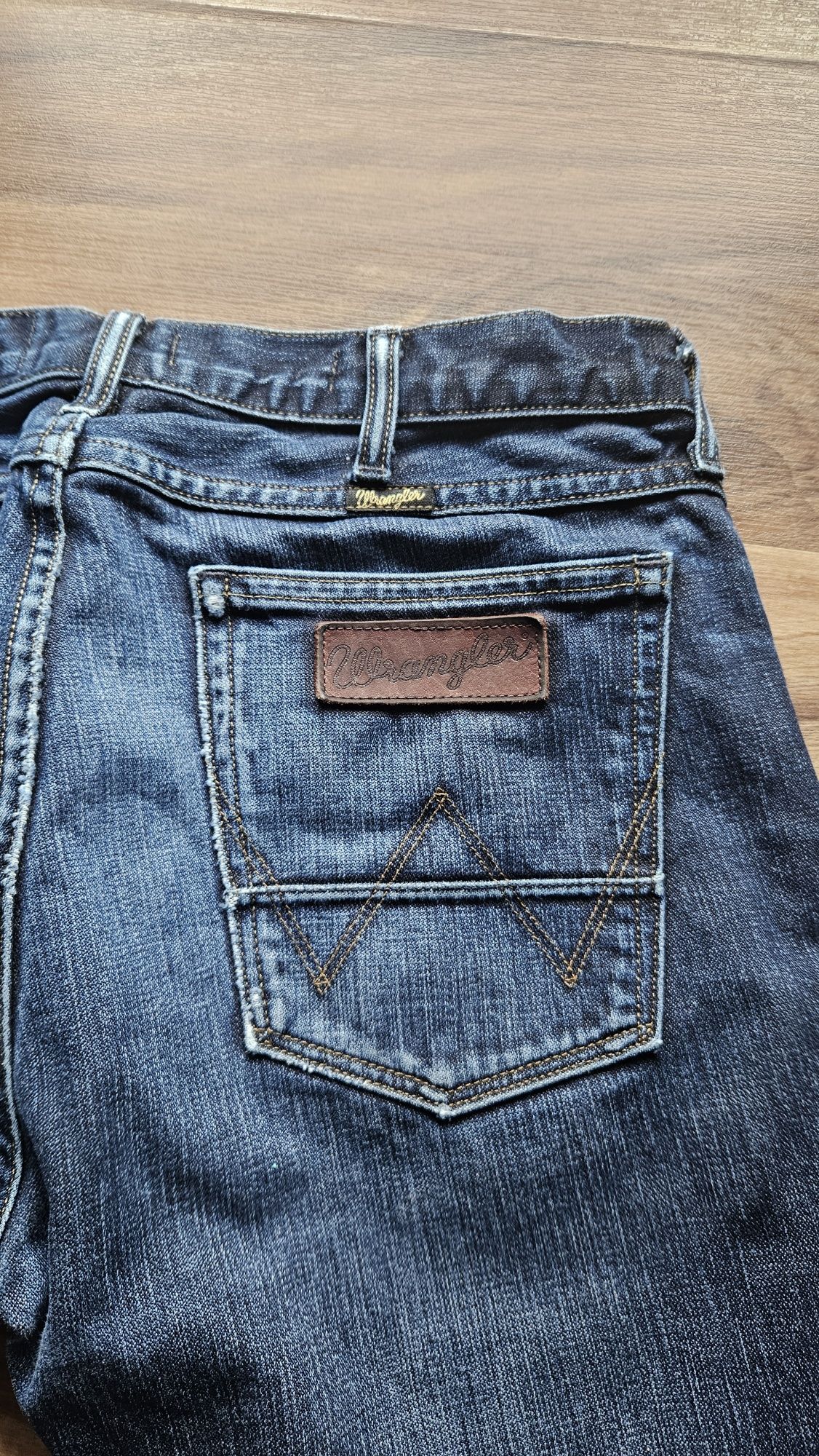 Spodnie Wrangler 32/34
