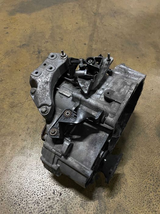 Caixa de Velocidades Volkswagen 6 Velocidades Ref:KNS