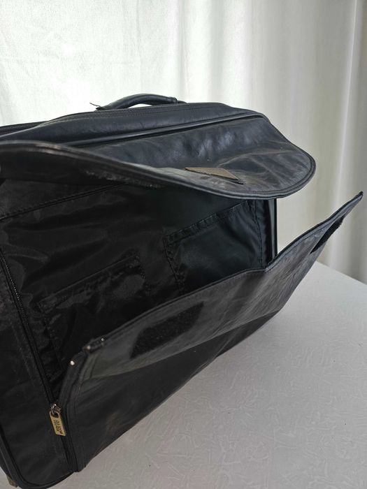 Вместительная фирменная сумка Bulaggi