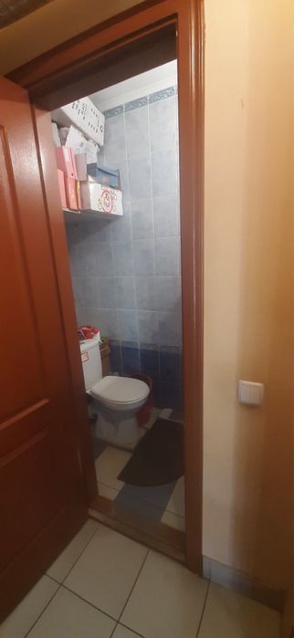 Продається магазин діючий бізнес в центрі базару