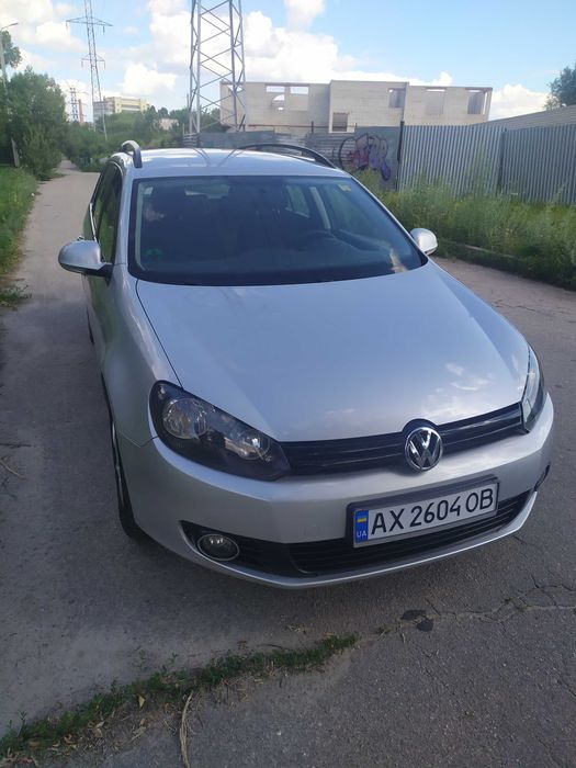 Срочно продам свой личный автомобиль Wolksvagen Golf