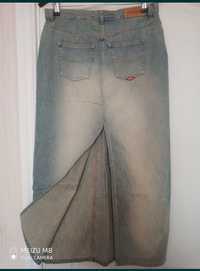 Фірмова джинсова спідниця UNLImited.