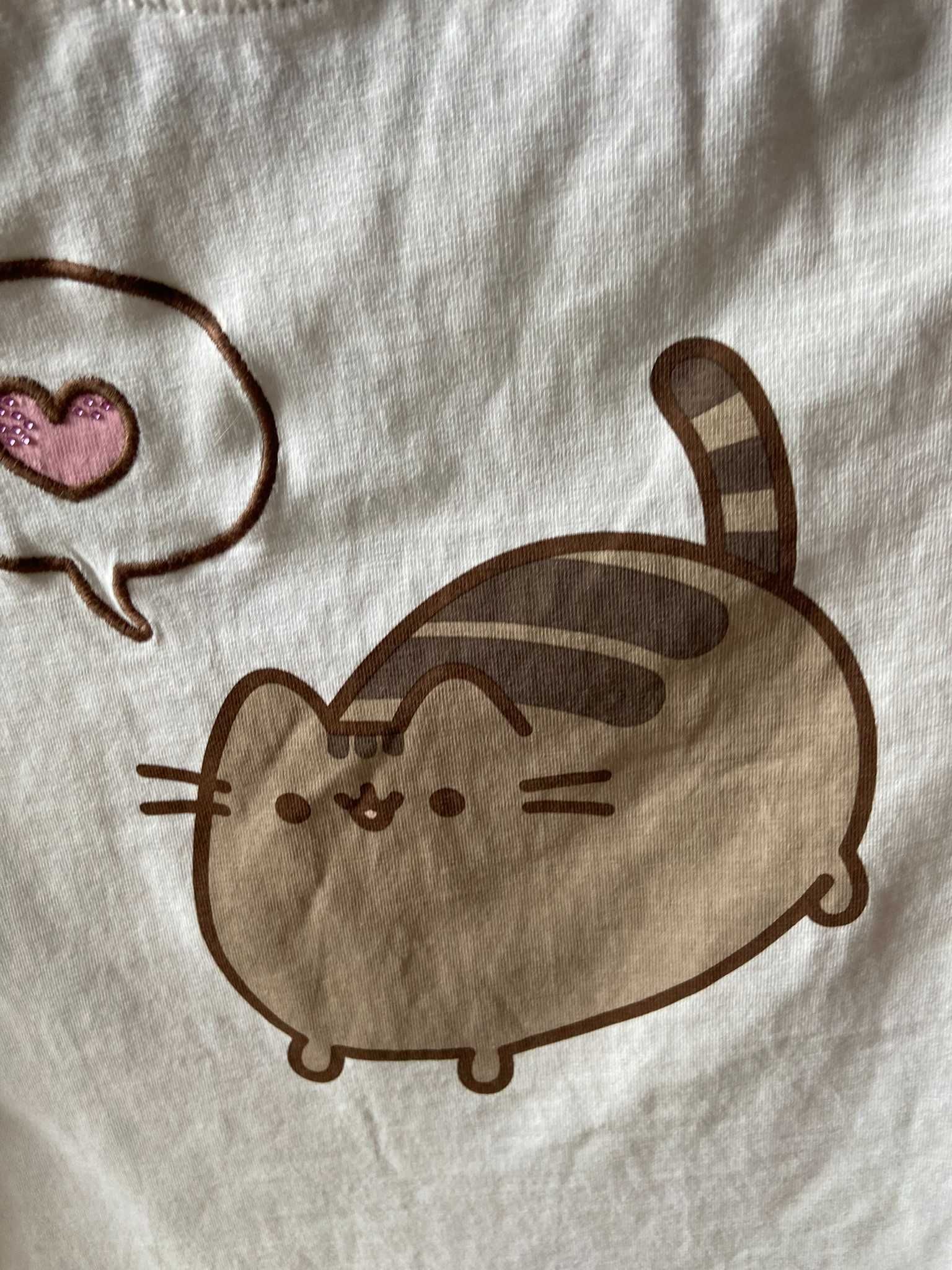Koszulka Pusheen, Reserved