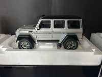 Mercedes G500 4x4^2 Autoart 1/18