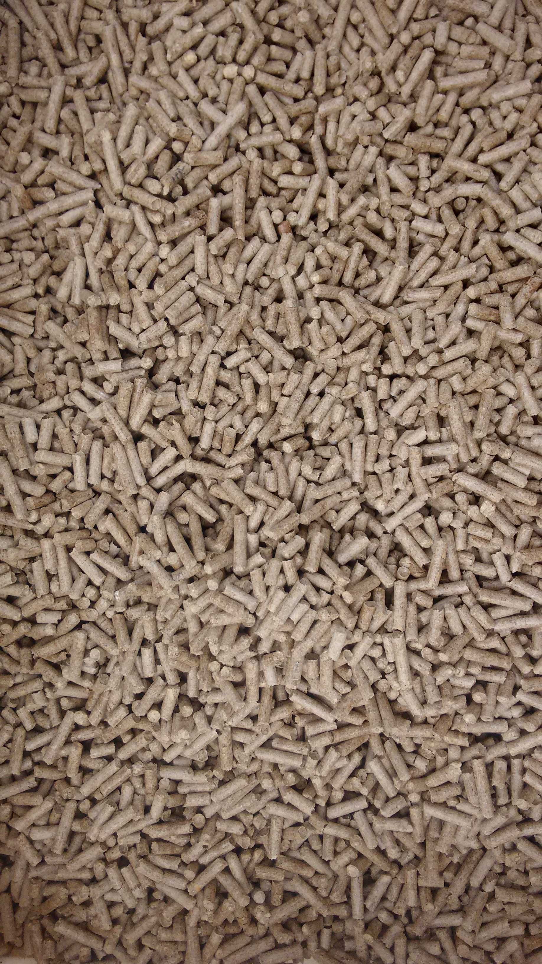 Worki po 10kg-1 tona WESTA PREMIUM jasny, iglasty pellet klasy A1, 6mm