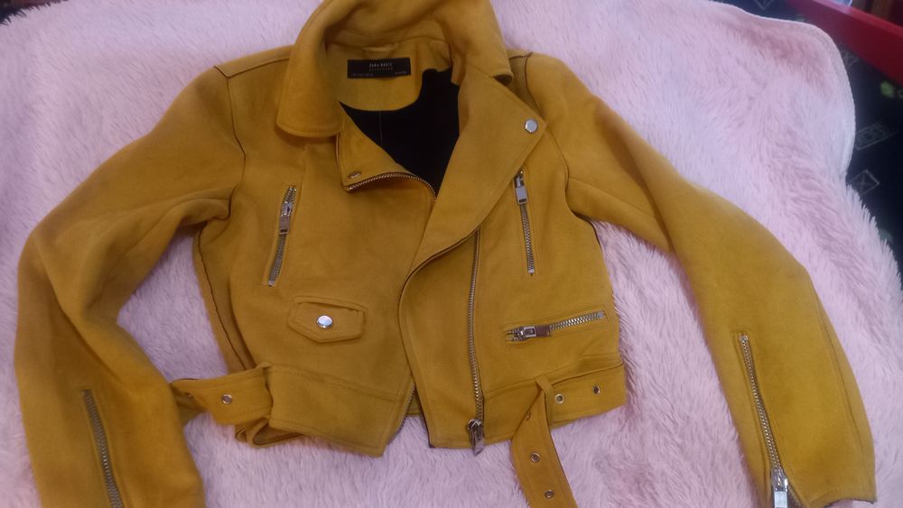Куртка косуха фірми Zara