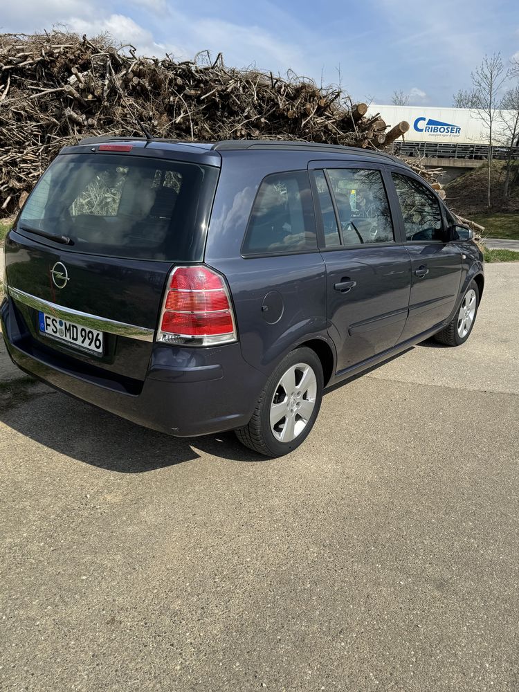 Opel Zafira 1.6 Benzyna