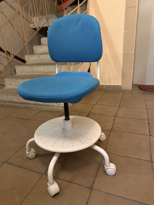 Стул доя школьника