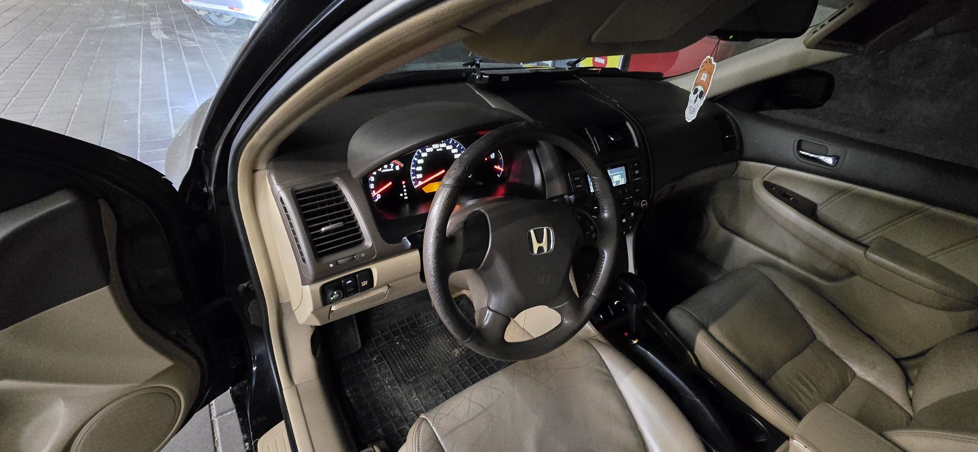 ACCORD 7 USA.                                  ,