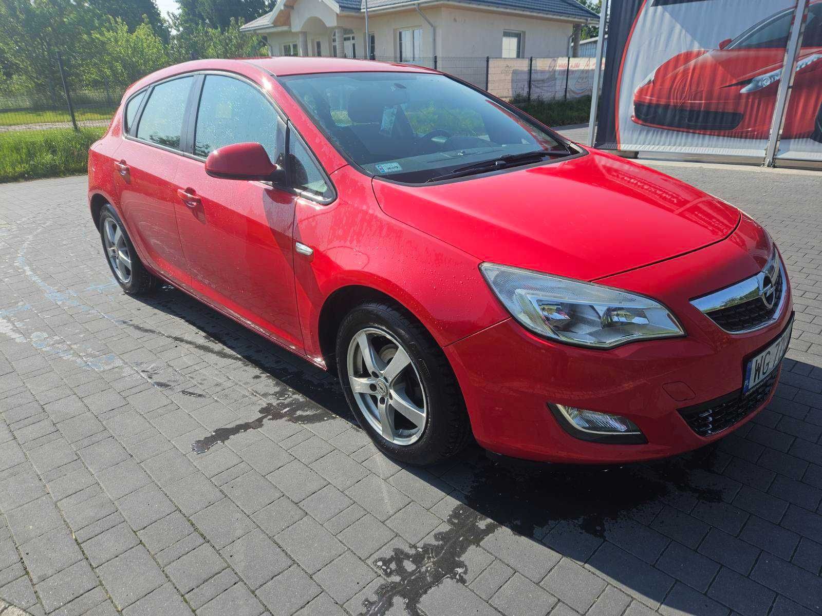Opel Astra J 1.6 Benzyna + LPG