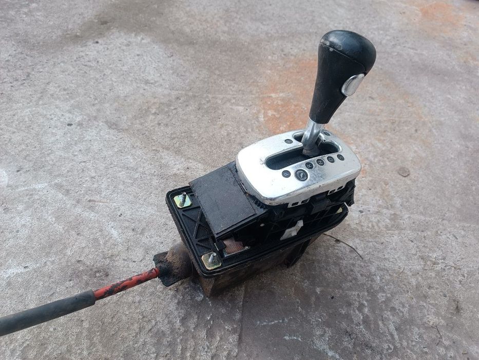 Кулиса перемикання передач автомат