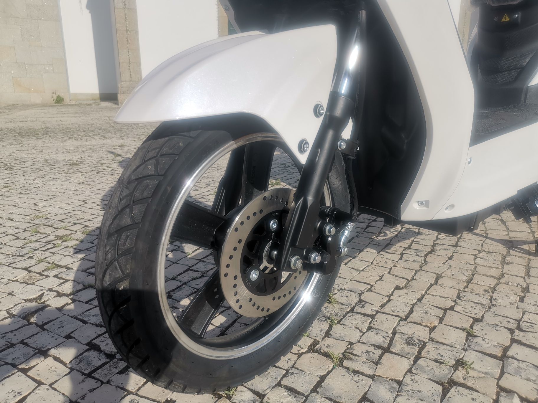 Mota Scooter elétrica bicicleta eléctrica Seventeen 60V 20Ah SLA Lítio