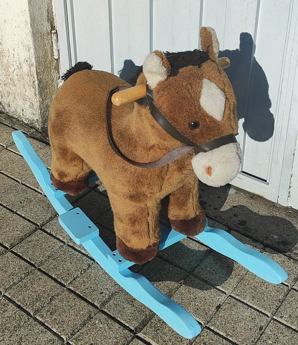 Cavalo baloiço antigo