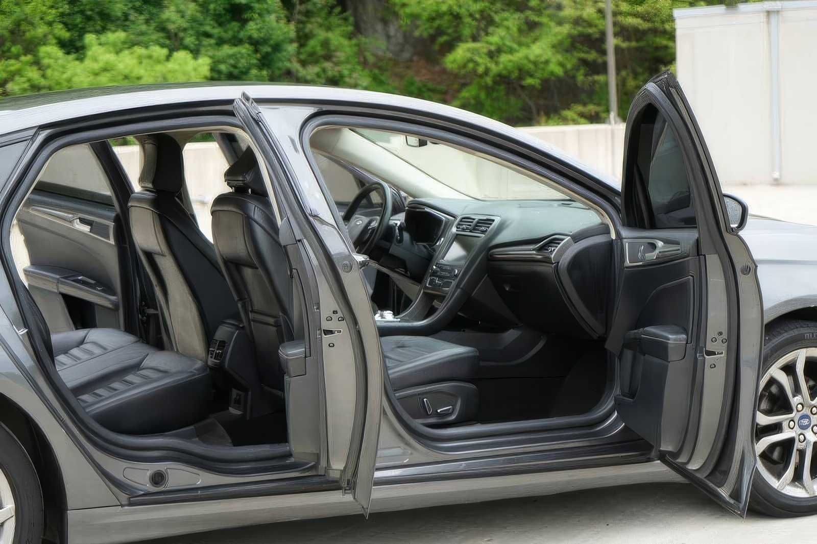 2020 Ford Fusion SEL
