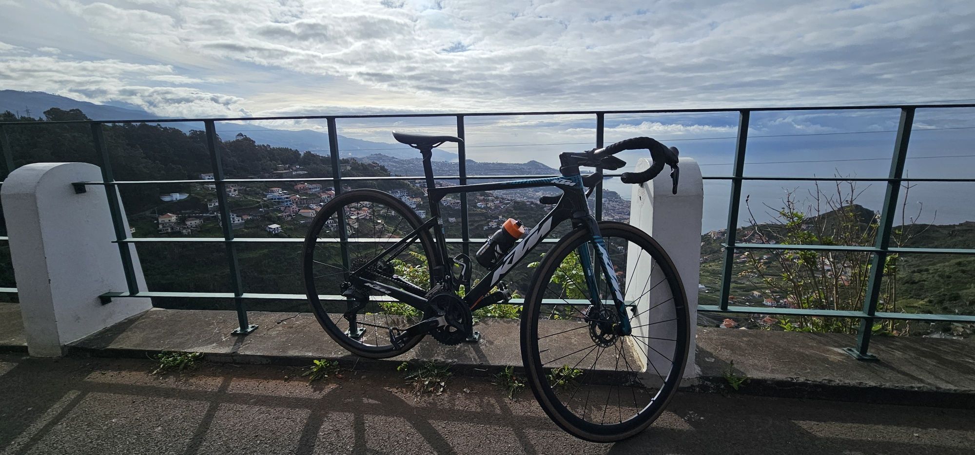 Bicicleta ktm revelator alto