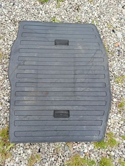 PODŁOGA BAGAŻNIKA AUDI A6 C6 AVANT 4F9863547