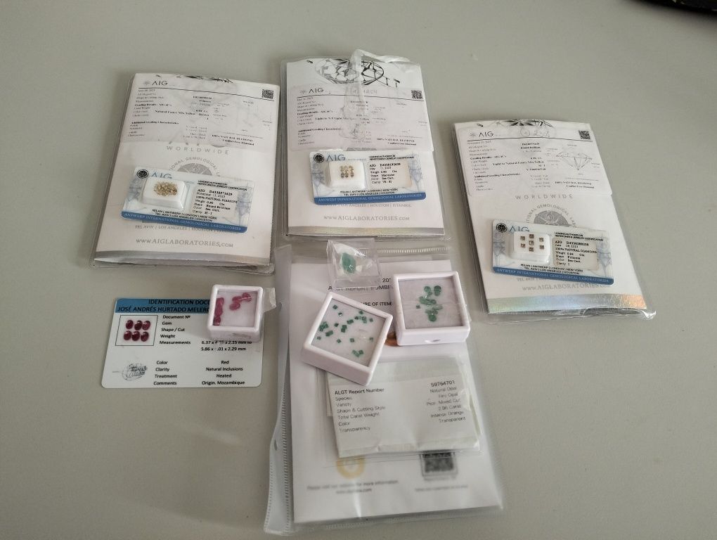 Lote de pedras com certificado