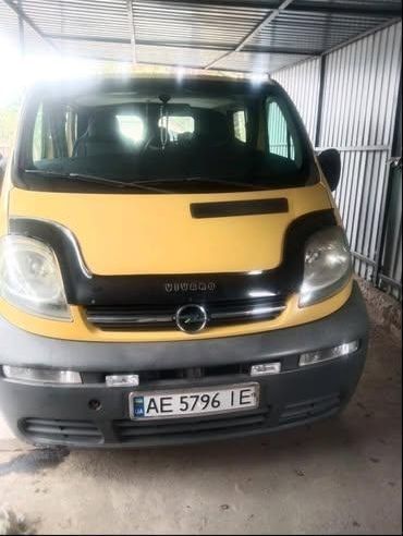 Продам Opel Vivaro