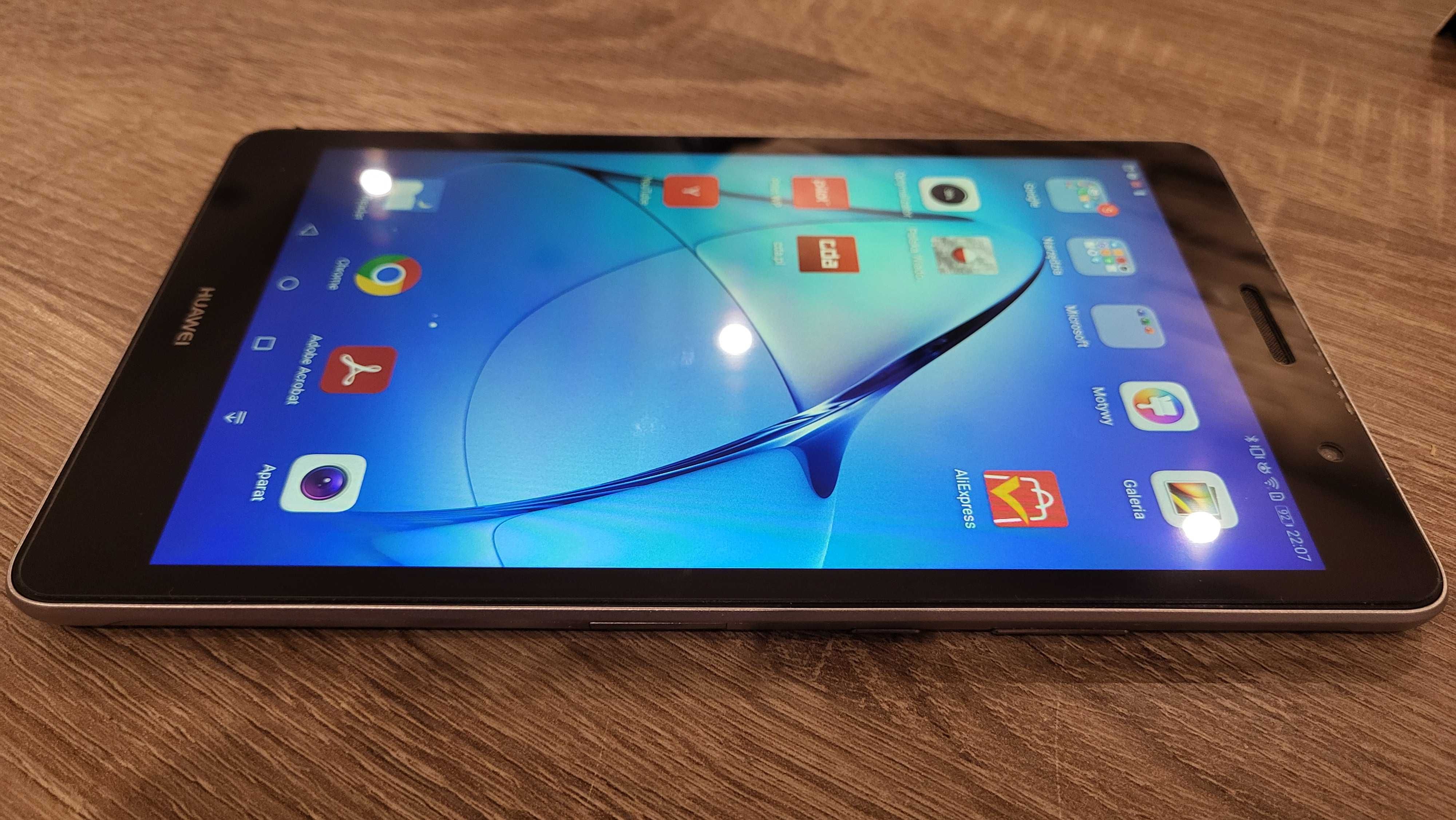 tablet Huawei MediaPad T3 '8 - bogaty zestaw - stan bdb