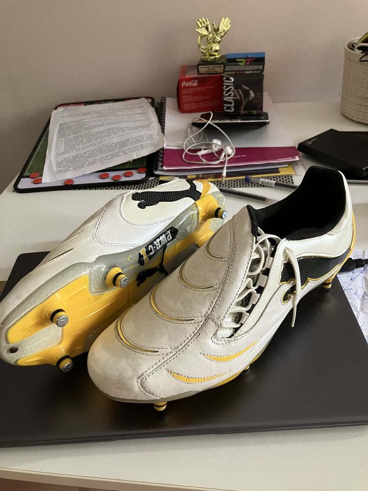 Buty piłkarskie Puma King korki