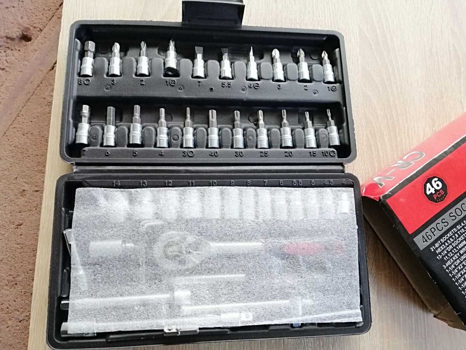 Удобный и компактный набор инструментов 46 элементов