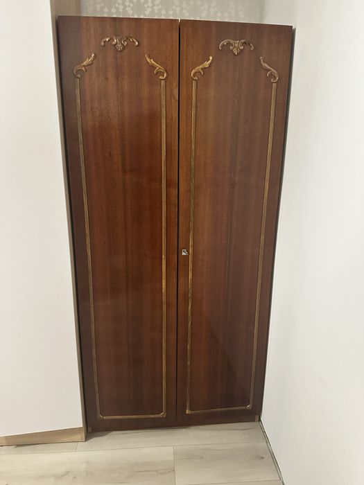 Віддаю шафу. Самовивіз.