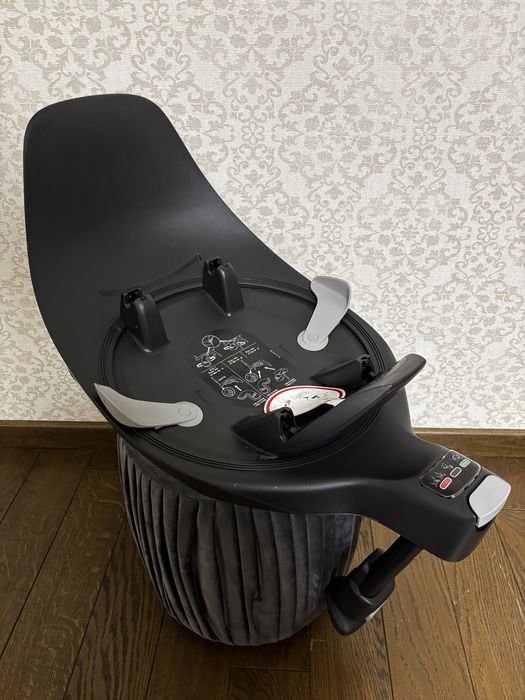 База/платформа Cybex Z2/T для автокрісла Cloud T Z2  і Sirona T Z