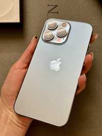 iPhone 13 Pro z pudelkiem