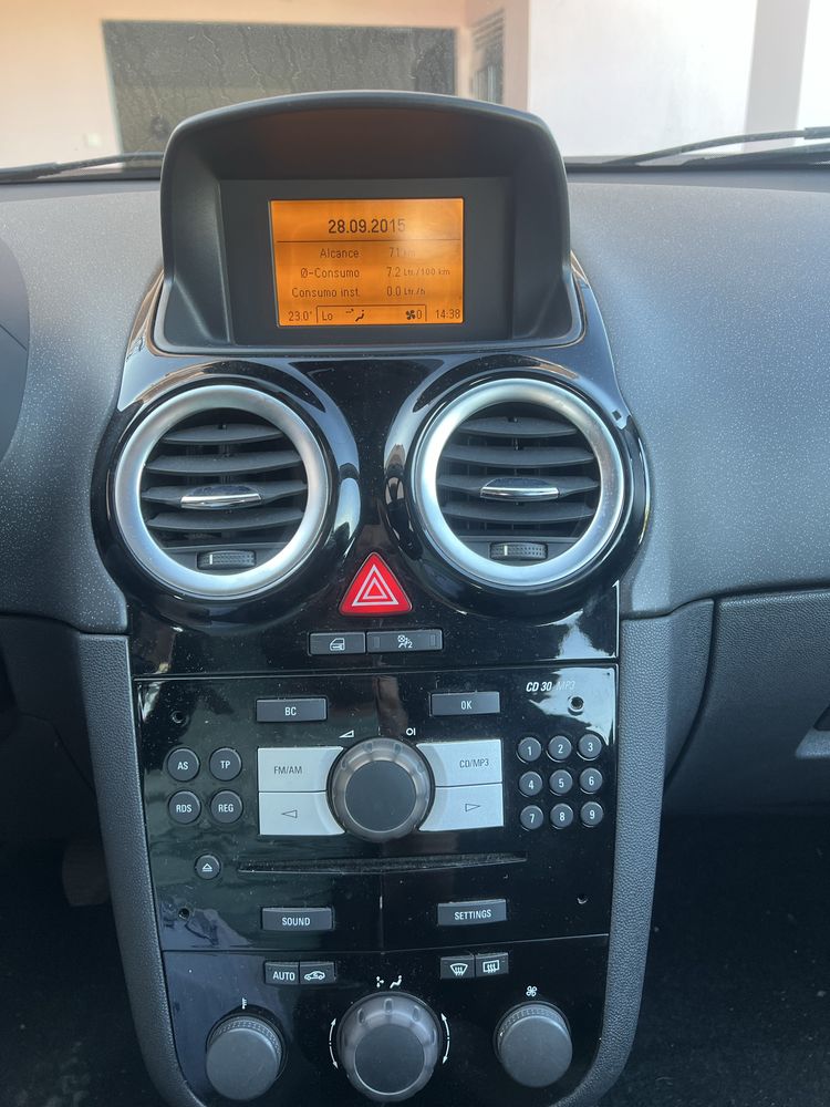 Vendo carro opel corsa