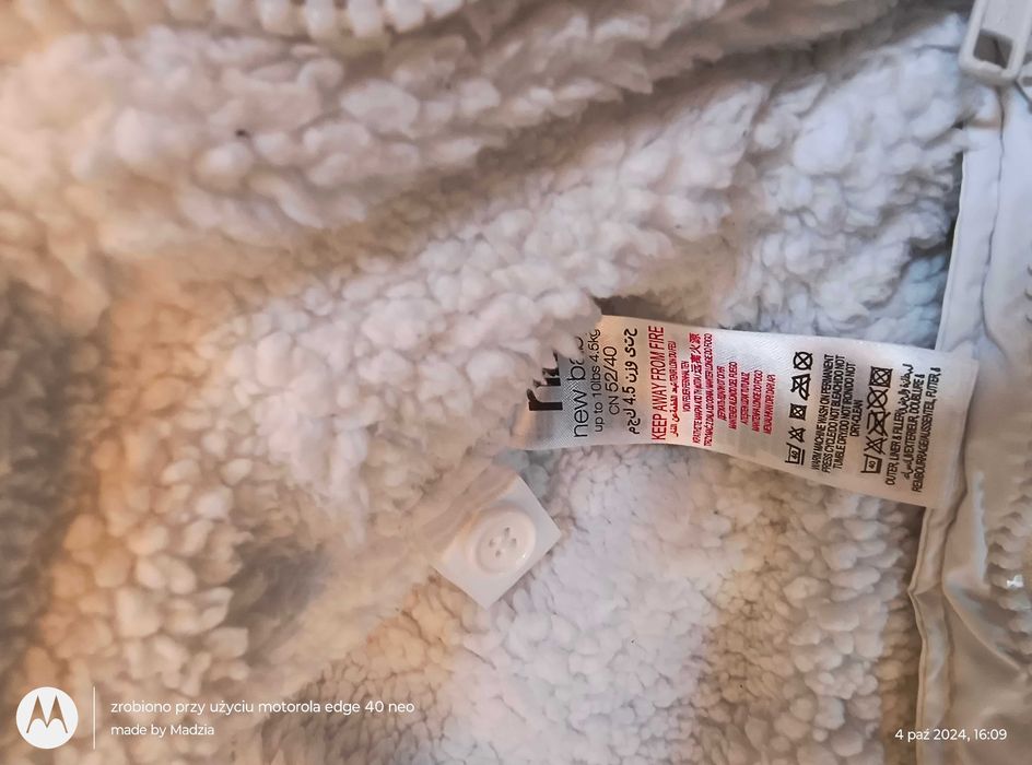 Śliczny kombinezon dla noworodka rozm. 52