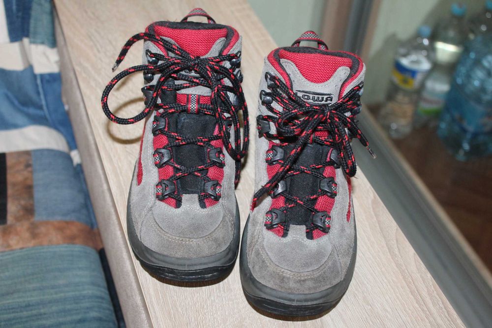 Детские зимние ботинки Lowa gore-tex. Размер 32.