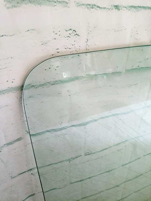 Enorme tampo de mesa em vidro 2x1mt